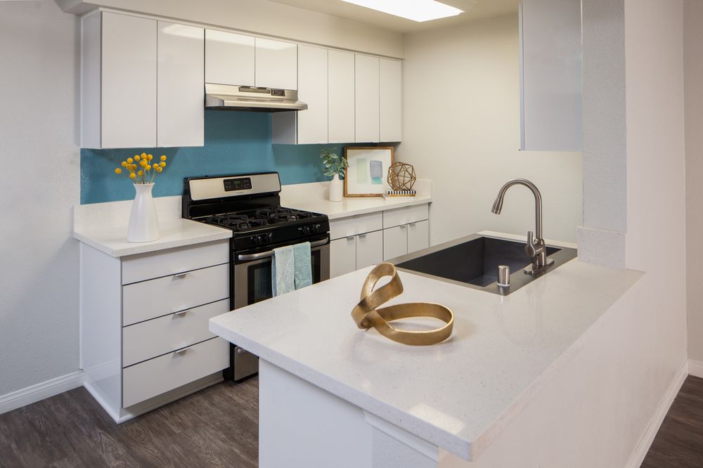 The 5800 Apartments