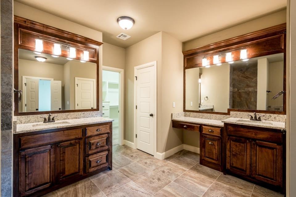 image of business R & R Homes