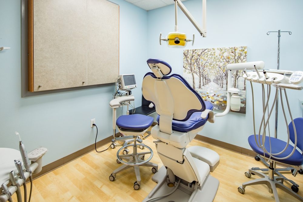 image of business Glacier Dental - Tudor
