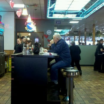Ephrata Diner - CLOSED - 11 Photos & 15 Reviews - Diners - 3687