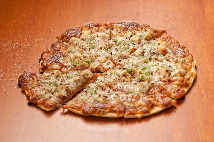 Carlee's Bar & Grill