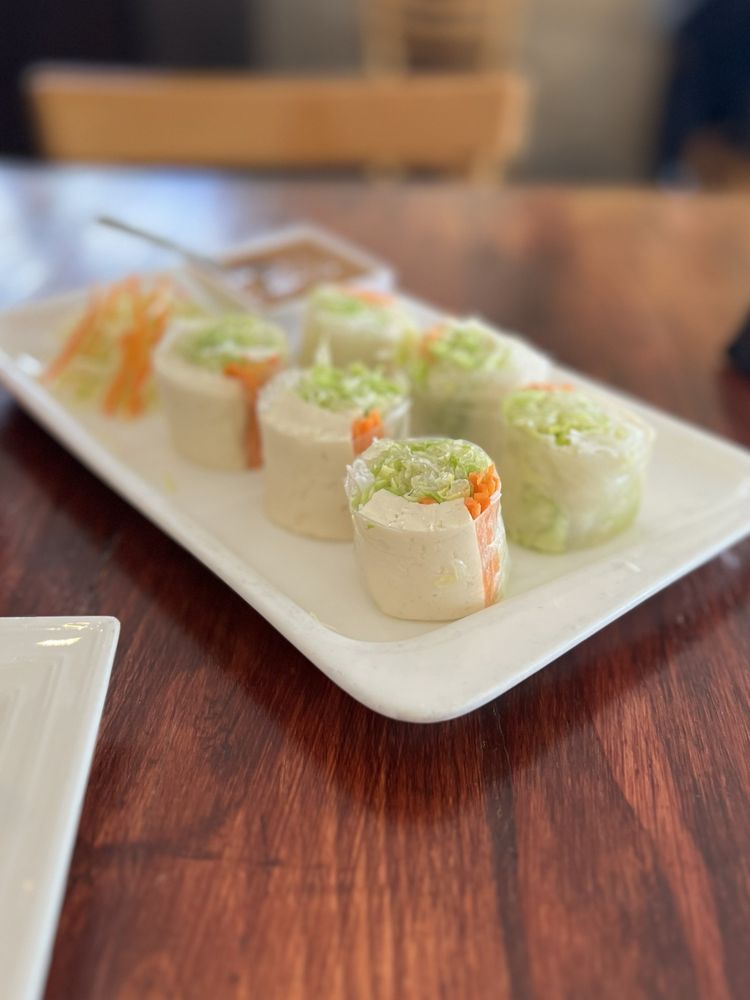 Charm Thai Eatery