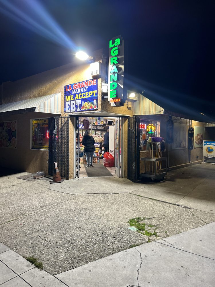 LA Grande Market