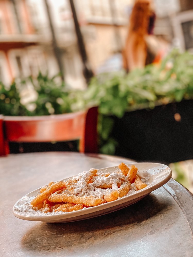 Pere Antoine Restaurant