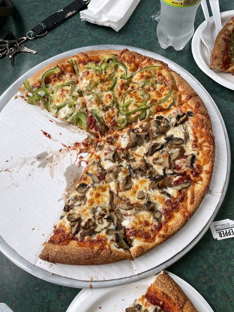 Leo's House Of Pizza