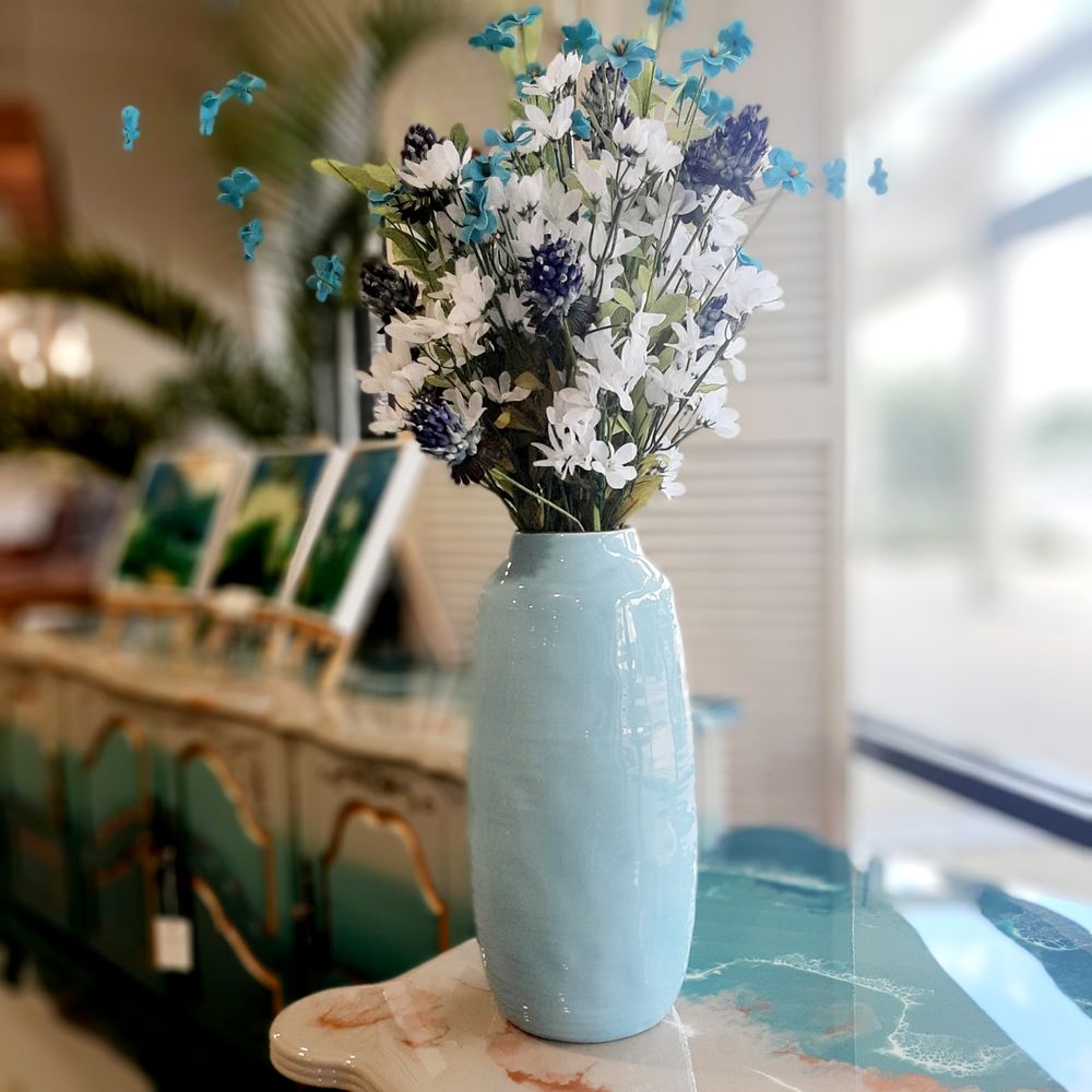 Hometown Furniture & Decor Market