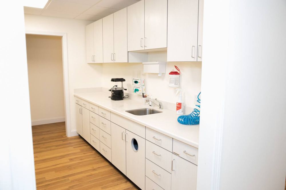 image of business Allen Dental Associates Braintree