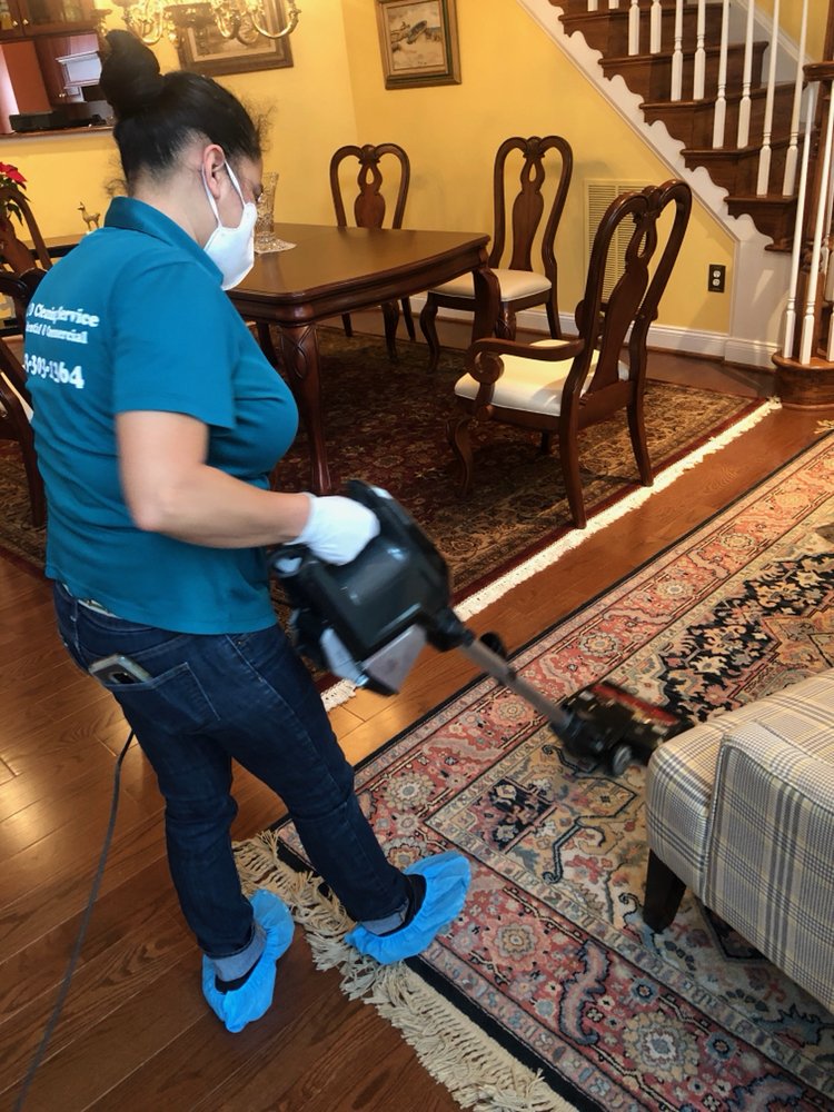 R & D Cleaning Service