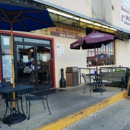 lucy's smokehouse