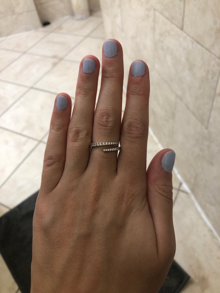 Harbor Nails