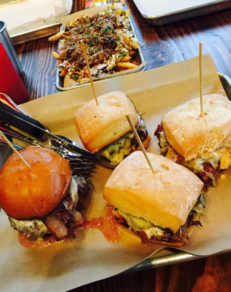 PDX Sliders 36 Photos & 53 Reviews Burgers 3111 SE Division St