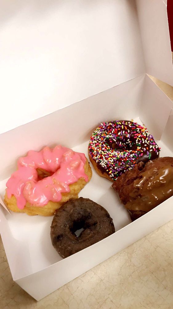 Lafeen’s Family Pride Donuts and Ice Cream 33 Photos & 109 Reviews