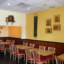 Thai Parima Resturant Closed 16 Photos 21 Reviews Photo Of Thai Parima Resturant Dracut Ma United States Interior
