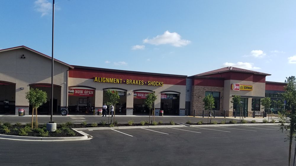 Les Schwab Tire Center 11 Photos & 20 Reviews Tires 14885 Mono