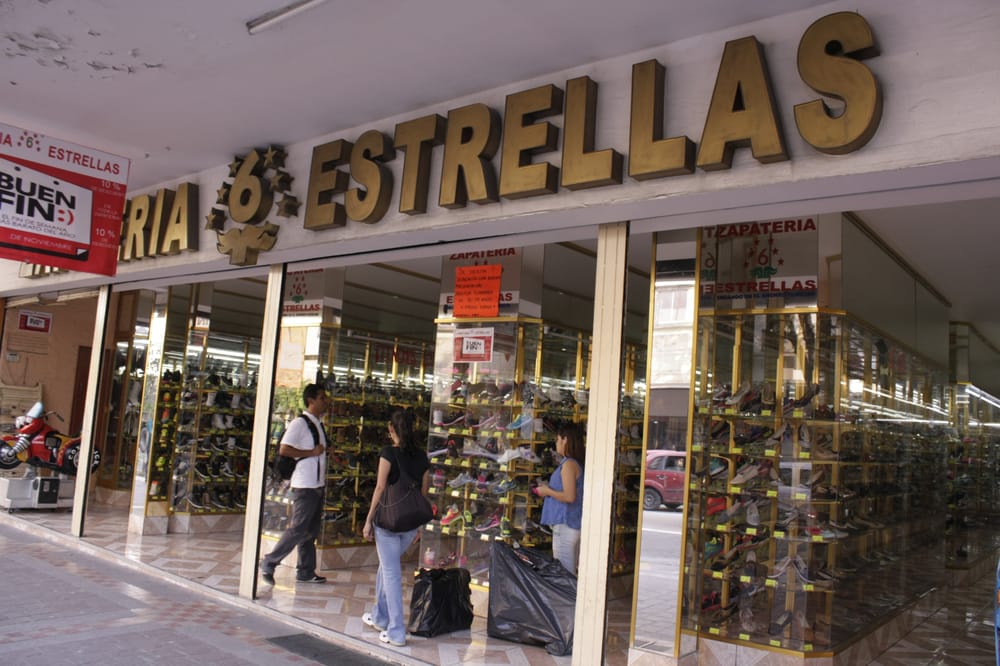 Zapatería 6 Estrellas Shoe Stores ANDADOR SAN FELIPE 376