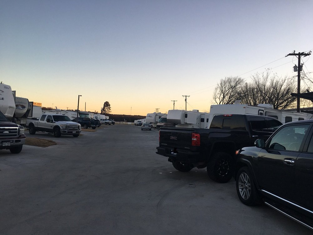 Available RV Rentals Springtown, TX %business_name