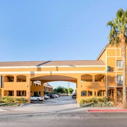 Quality Inn Suites Westminster Seal Beach 23 Photos 21 Photo Of Quality Inn Suites Westminster Seal Beach Ca United States