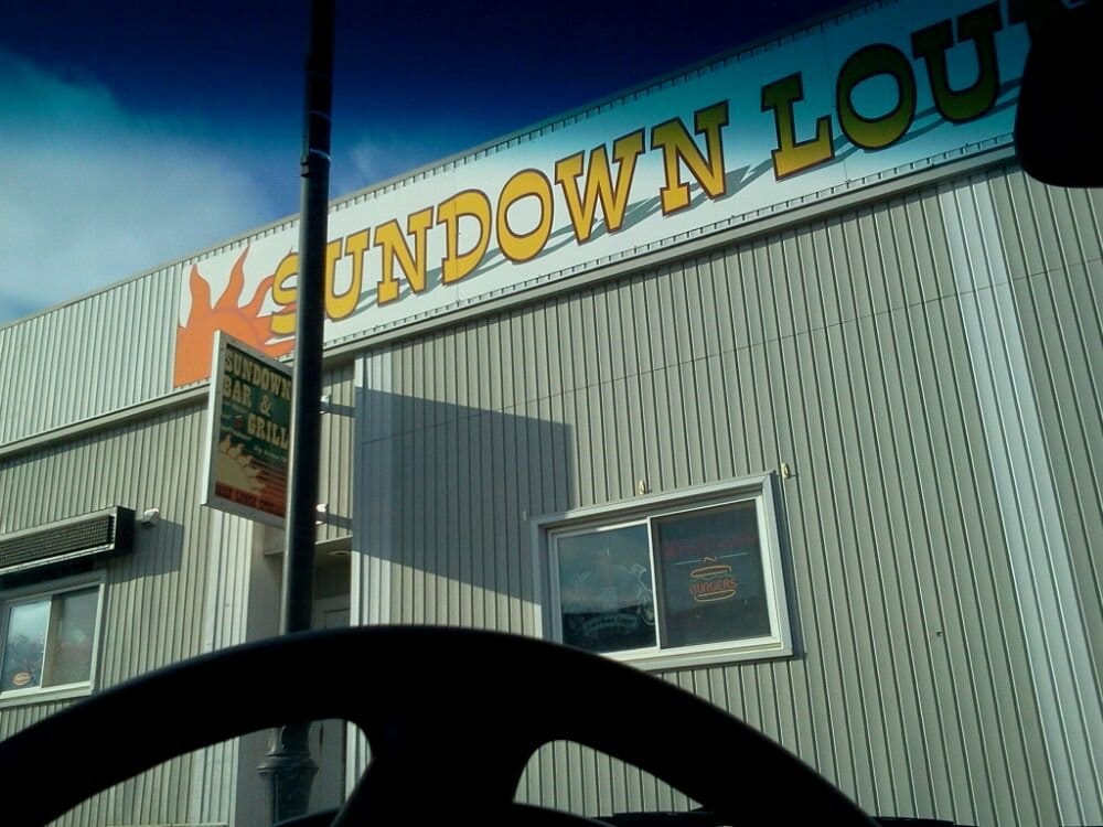 Sundown Bar and Grill 11 Reviews Bars 112 W State St