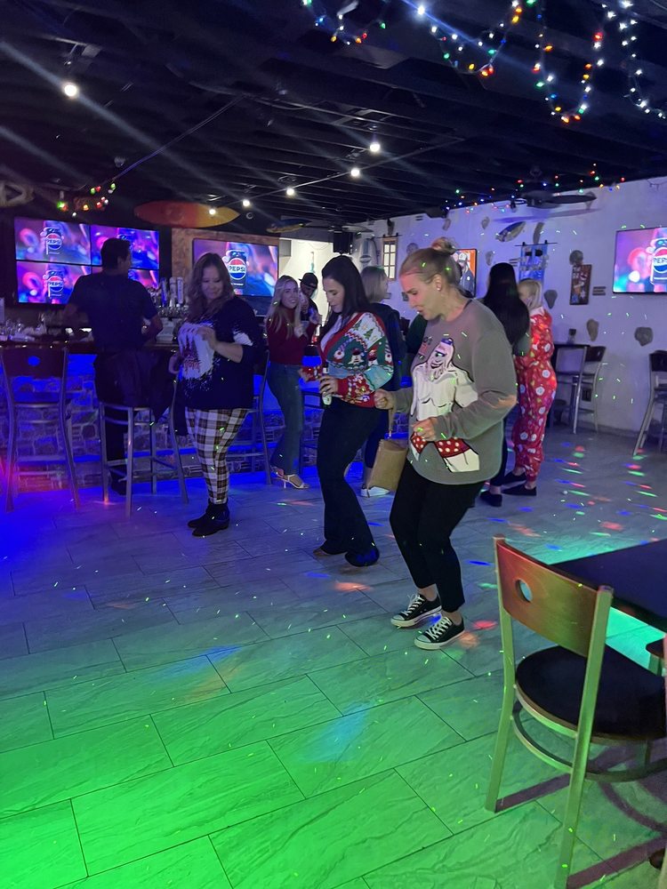 Tropics Tarpon Springs