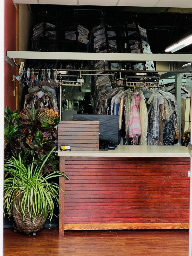 Garibay's Cleaners