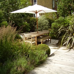 photo of tim mackley garden design london united kingdom seating area surrounded by - Garden Design London photo of tim mackley garden design london united kingdom seating area surrounded by - Garden Design London
