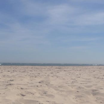 Cedar Beach 47 Photos 22 Reviews Parks 100 Ocean State Pkwy Photo Of Cedar Beach Babylon Ny United States Beautiful Summer Day