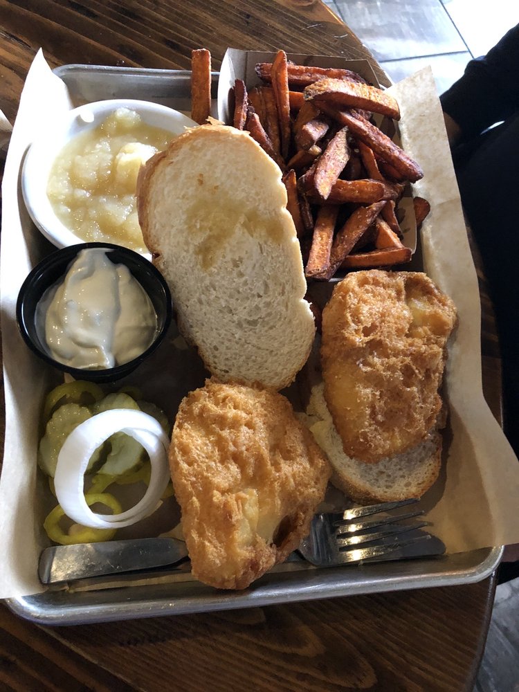 Sloan's Pub House