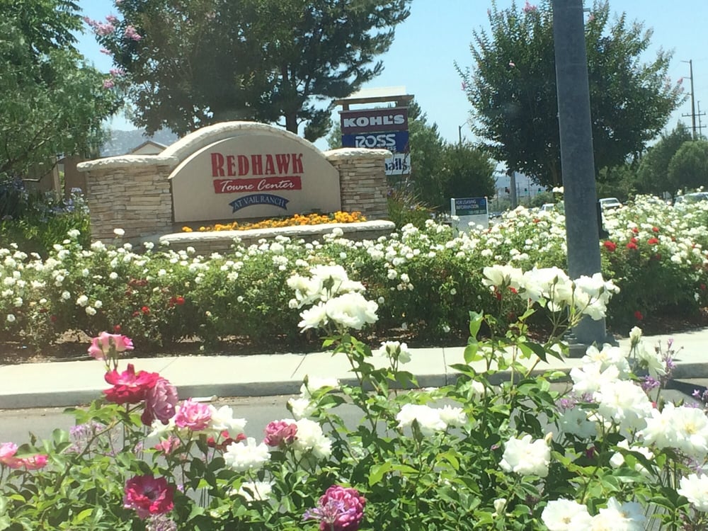 Redhawk Town Center Shopping Centers 32055 Temecula Pkwy, Temecula