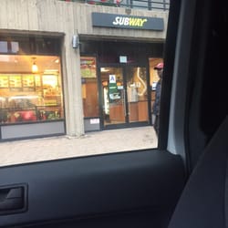 Subway Sandwiches 513 Main St Roosevelt Island New York Ny Photo Of Subway New York Ny United States Business Hour On Doors
