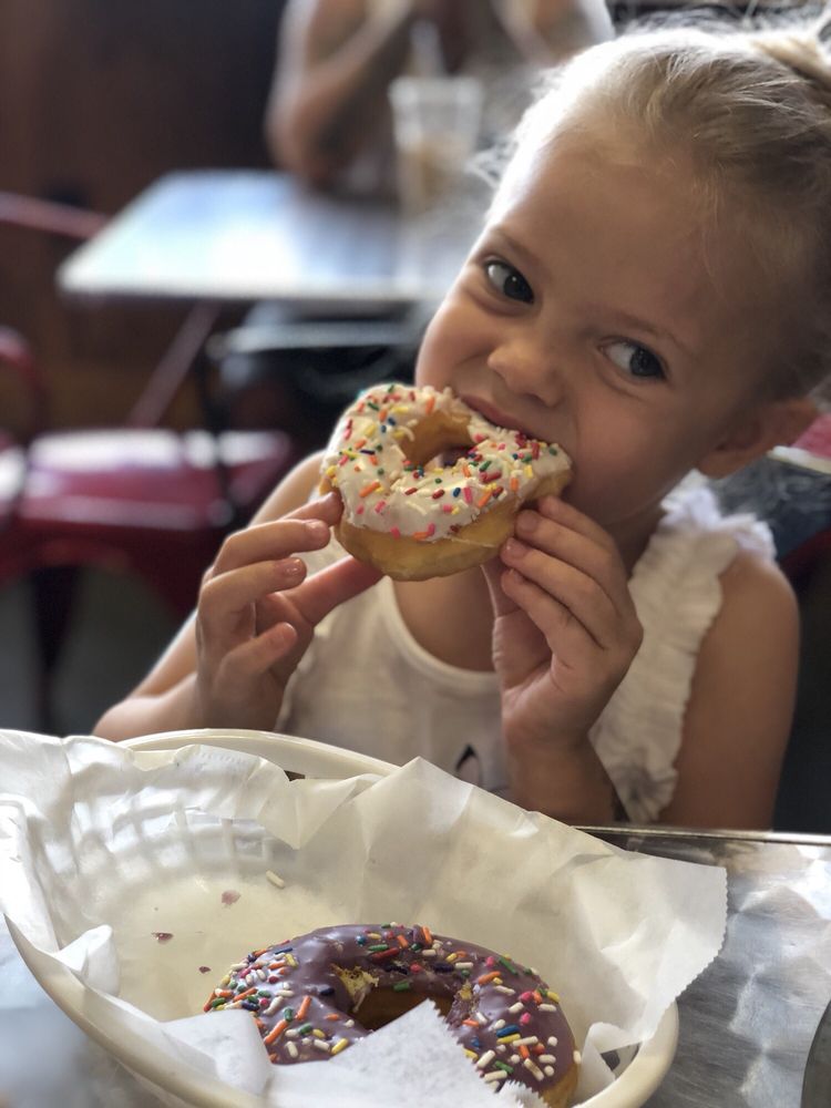 The Grove Do-Nutz & Deli