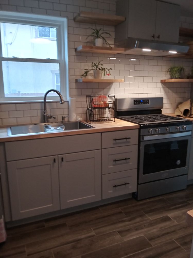 image of business Silverstar Construction