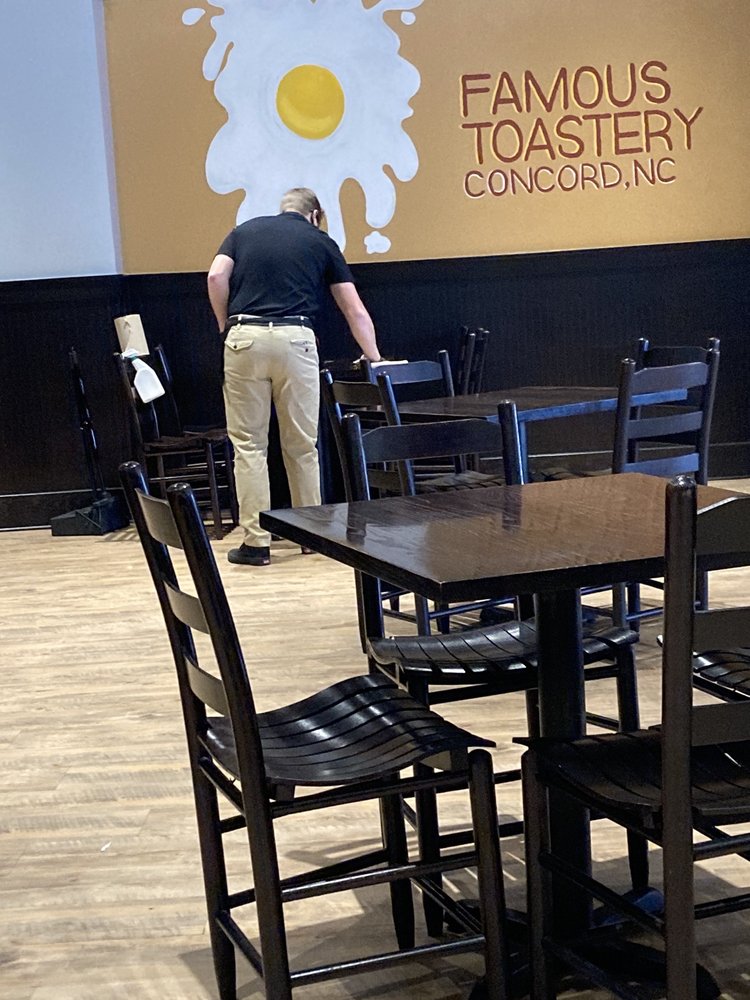 Famous Toastery