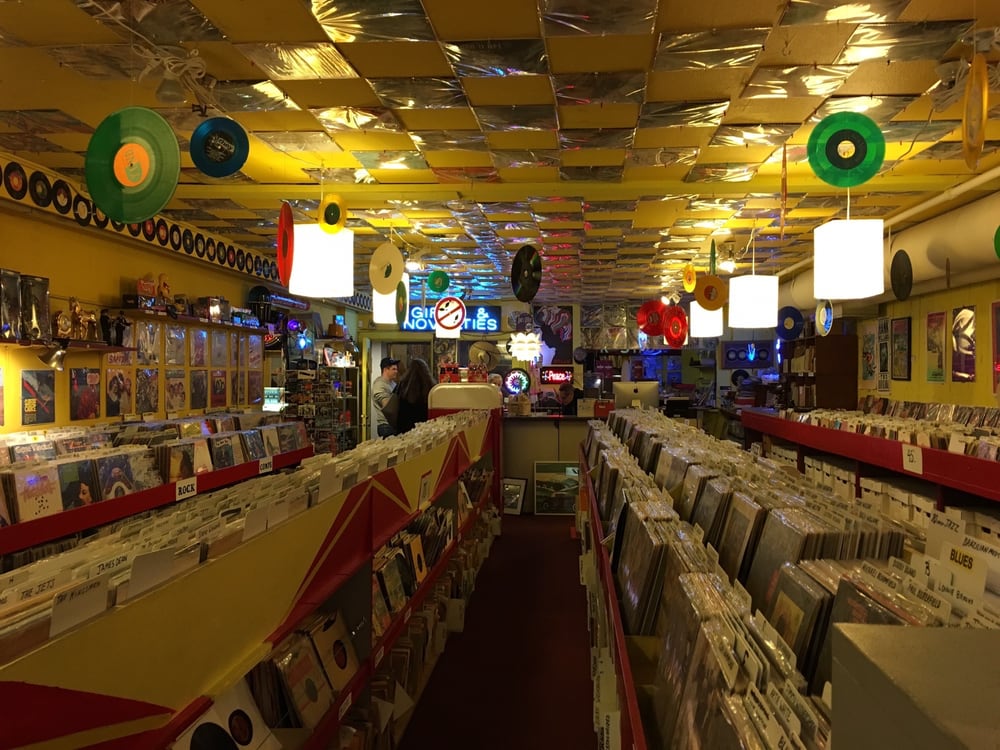 Brooks Novelty Antiques 29 Photos & 40 Reviews Antiques 1107