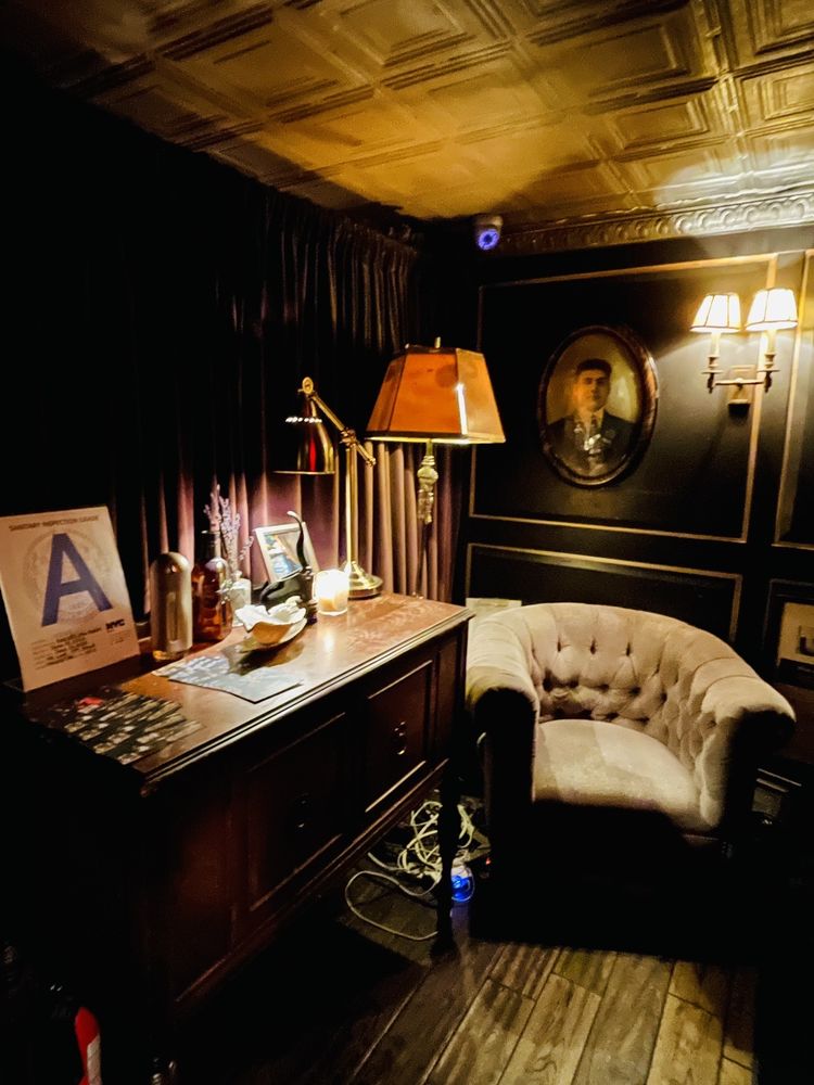 Raines Law Room