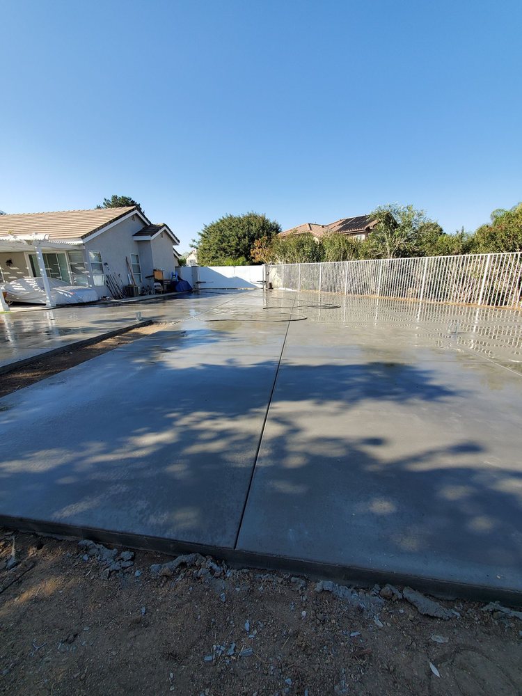 Lira Concrete