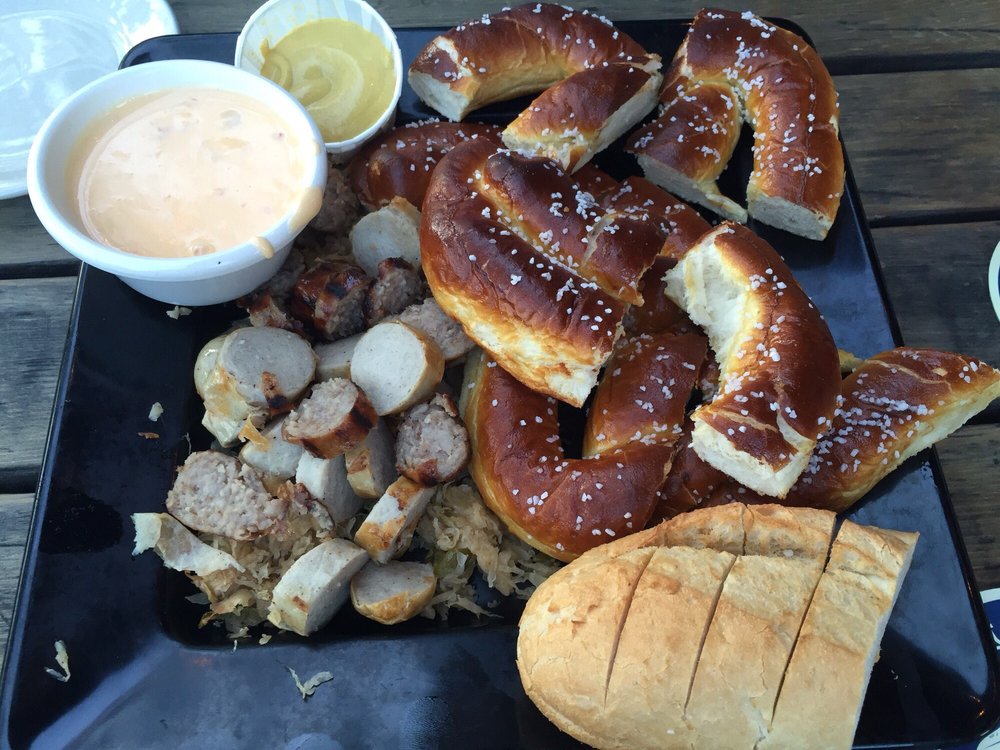 Flying Saucer Draught Emporium 161 Photos & 260 Reviews Pubs 9605