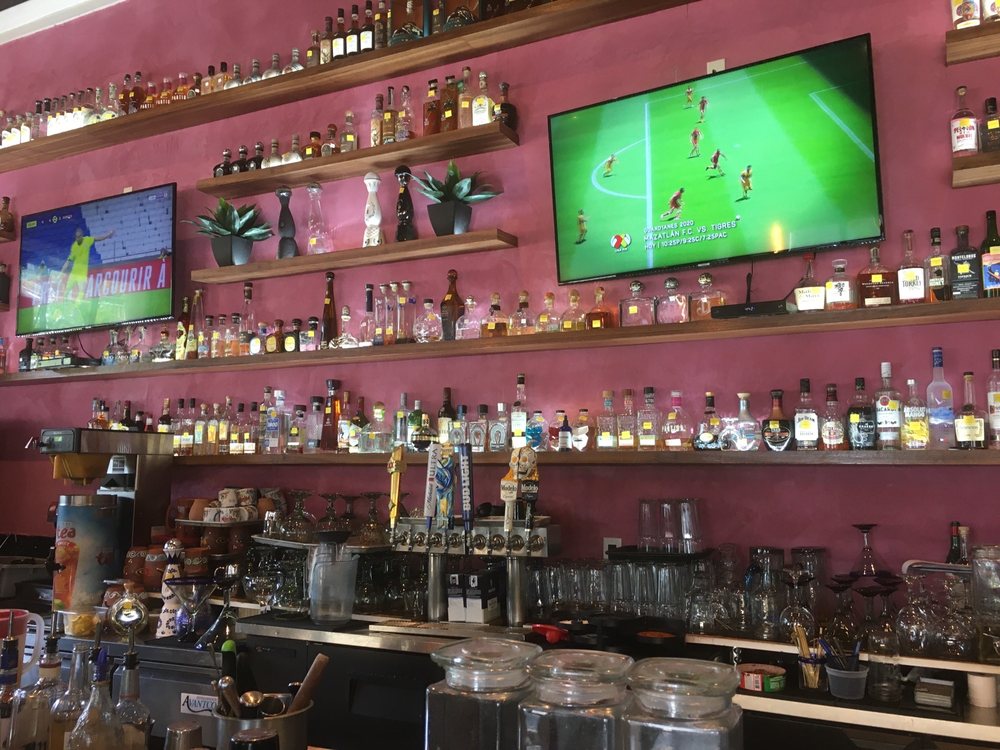 La Rancherita Grill & Tequila Bar