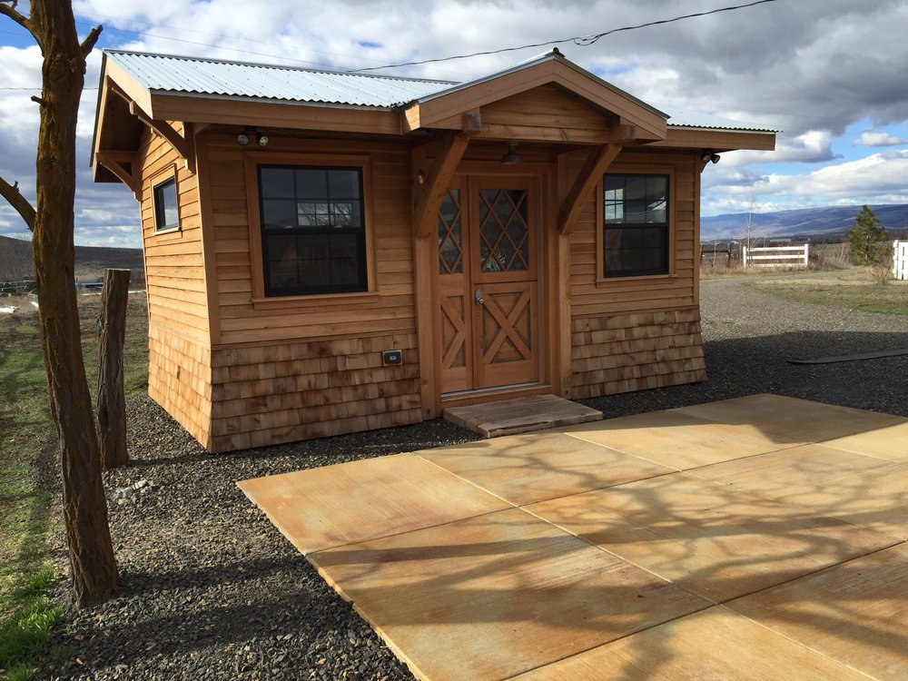 A Handy Guy Cedo Petrina