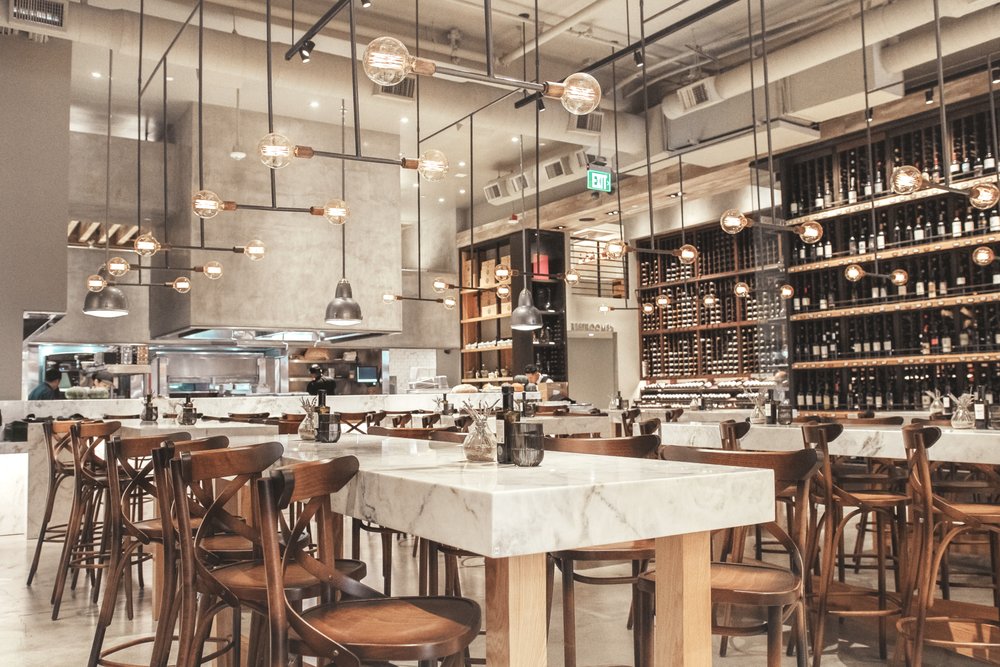 Wally's Santa - Monica