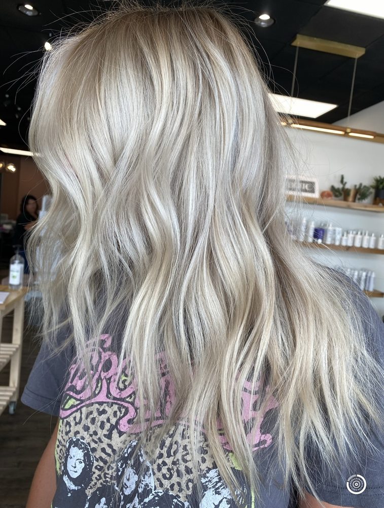 Lauren Woodham Beauty