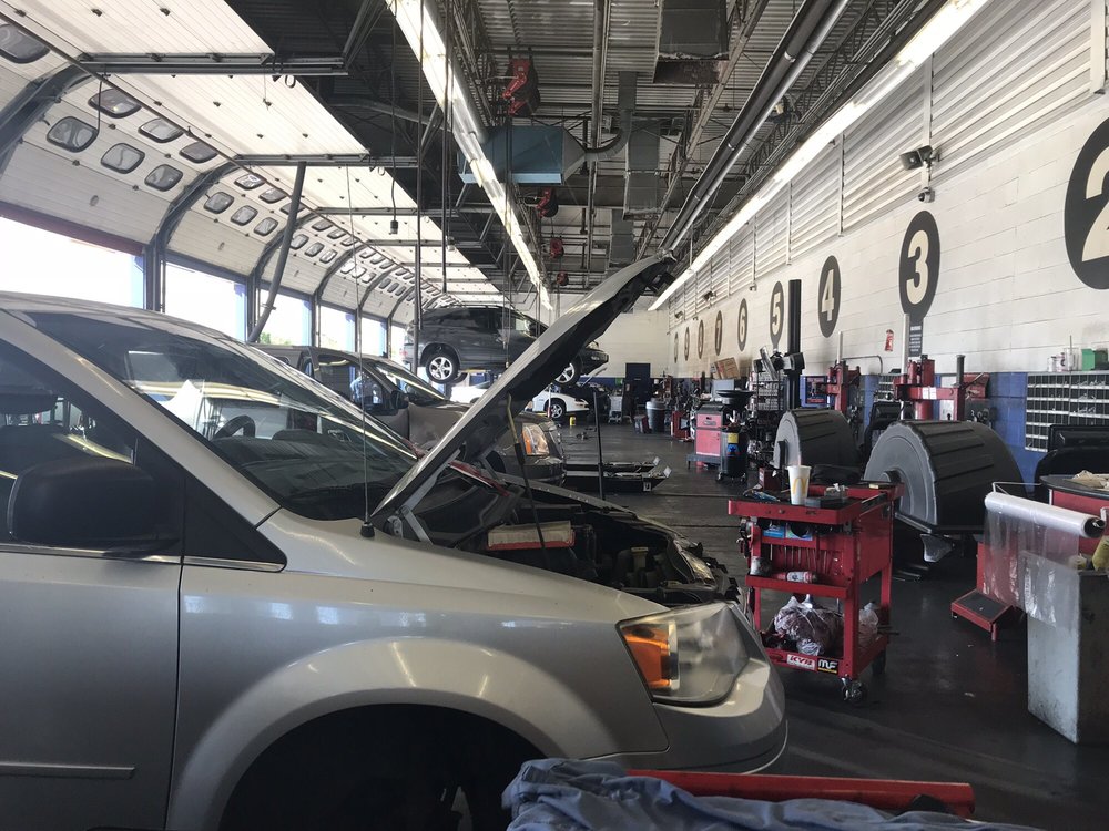 Pep Boys 15 Photos 169 Reviews Auto Repair 215 E Katella Ave Pep