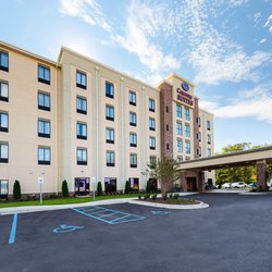 Comfort Suites Greenville South 18 Photos Hotels 10 Kalyns Way Photo Of Comfort Suites Greenville South Piedmont Sc United States