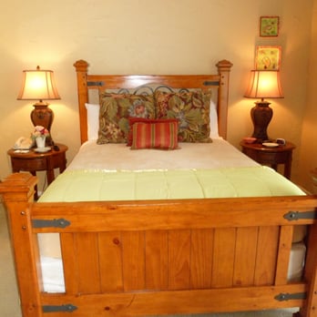 Old Ranch Inn 26 Photos 45 Reviews Hotels 220 S Patencio Rd Photo Of Old Ranch Inn Palm Springs Ca United States Queen Bed