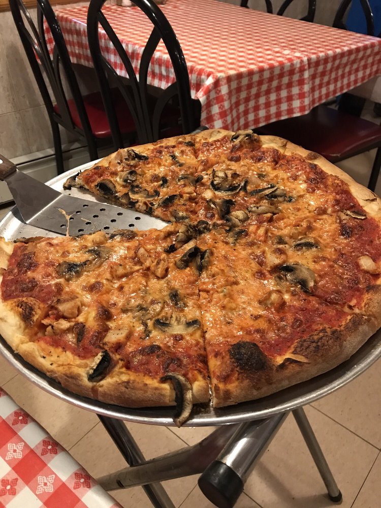 Raimondo’s Restaurant & Pizzeria 25 Photos & 47 Reviews Pizza 62
