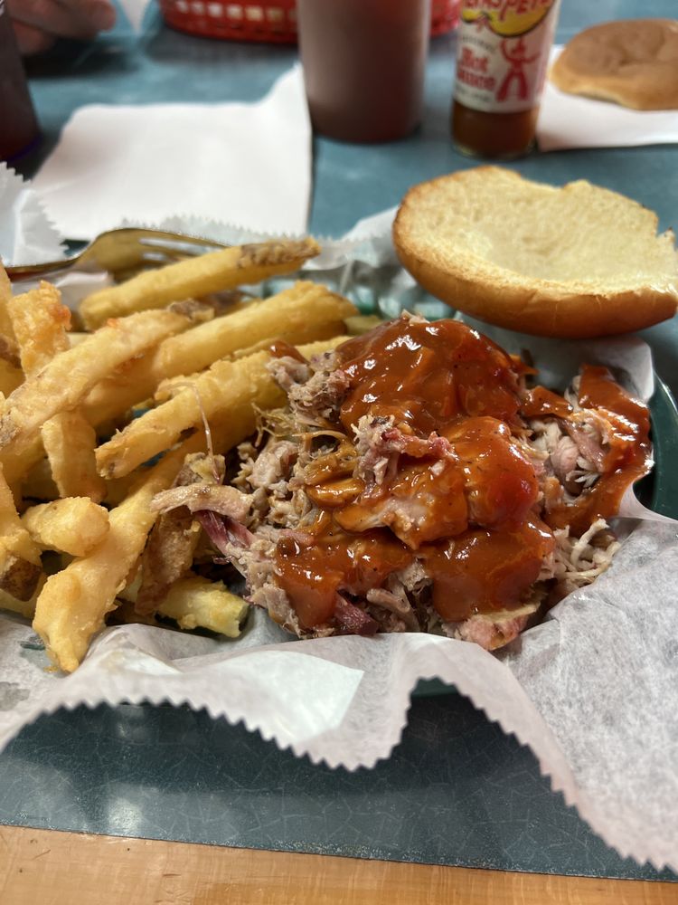 Twin Oaks BBQ