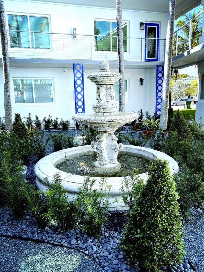 Green Land Design