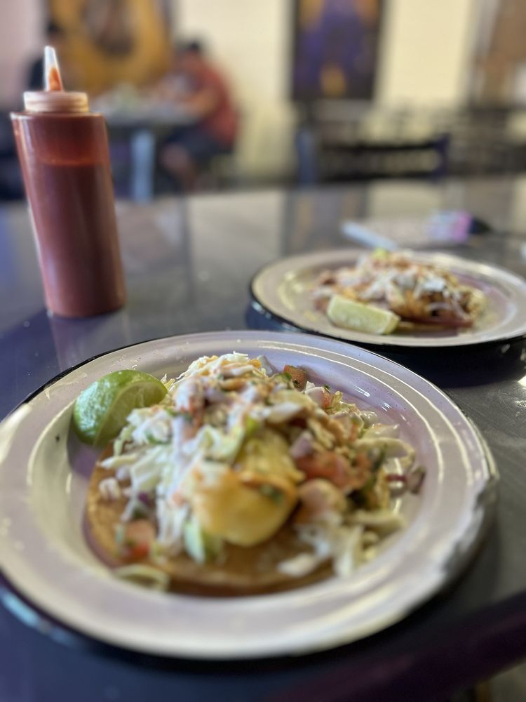 El Viejon Birria and Seafood