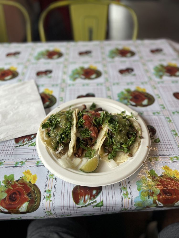 Pinches Tacos