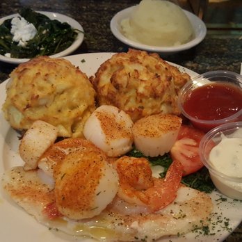 Blue Dolphin Seafood Bar Grill 356 Photos 380 Reviews Photo Of Blue Dolphin Seafood Bar Grill Gambrills Md United States