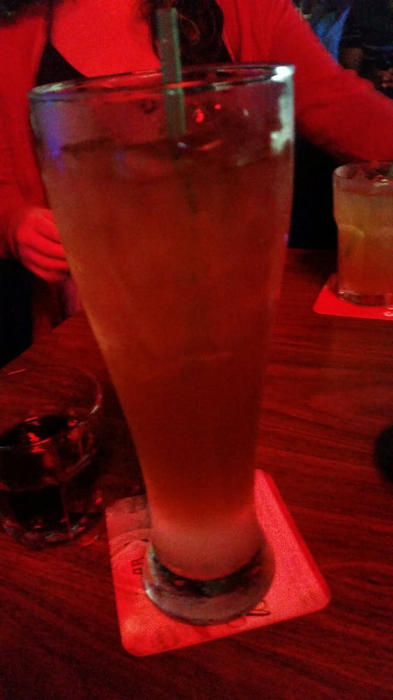 G Willickers Pub